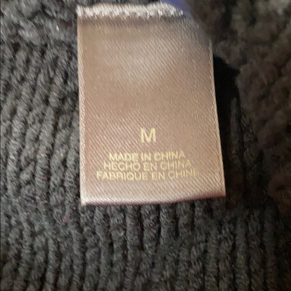 Sweater - Picture 5 of 8
